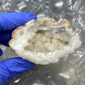 White Quartz Druzy Geode w/ Botryoidal Crystal – 5 oz Raw Natural Stone